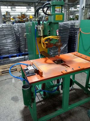 600mm Kollu Punta Kaynak Makinesi Çok Noktalı Kürek Kaynak Makinesi