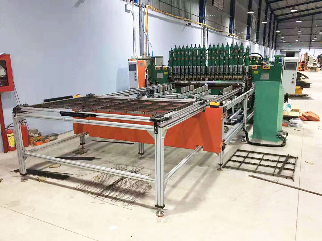 Değişken Frekanslı Endüstriyel Nokta Kaynakçı Portal Tipi Sıralı Kaynak Makinesi 150KVA